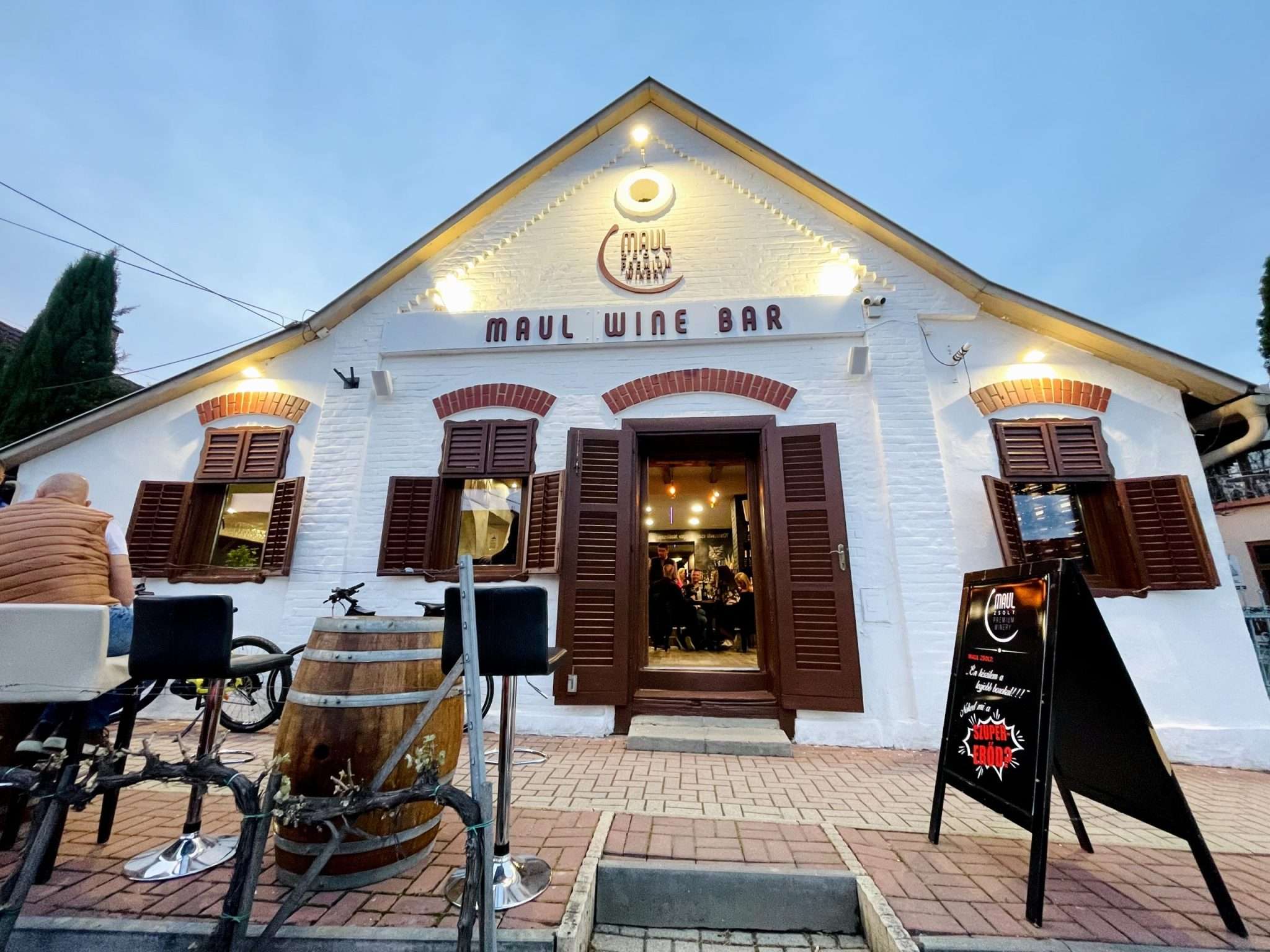 Maul Wine Bar